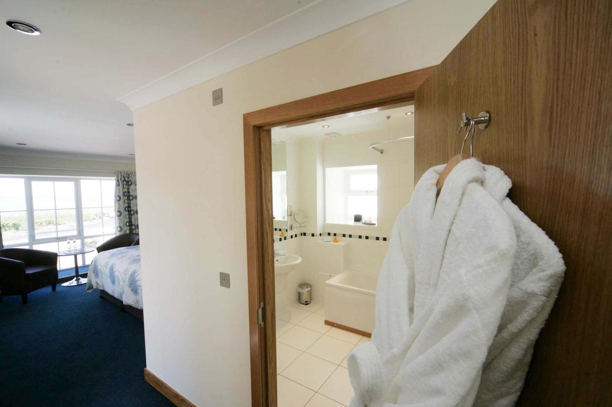 Woodland Bay Hotel Girvan Room photo